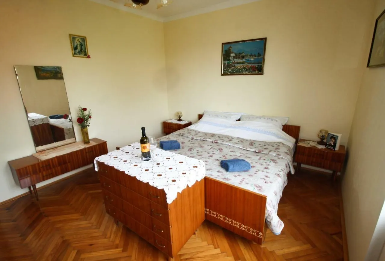 Apartment Persich Πούλα Κροατία